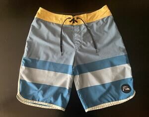 QUIKSILVER Highline Blue/Yellow Stripe Boardshorts sz 30